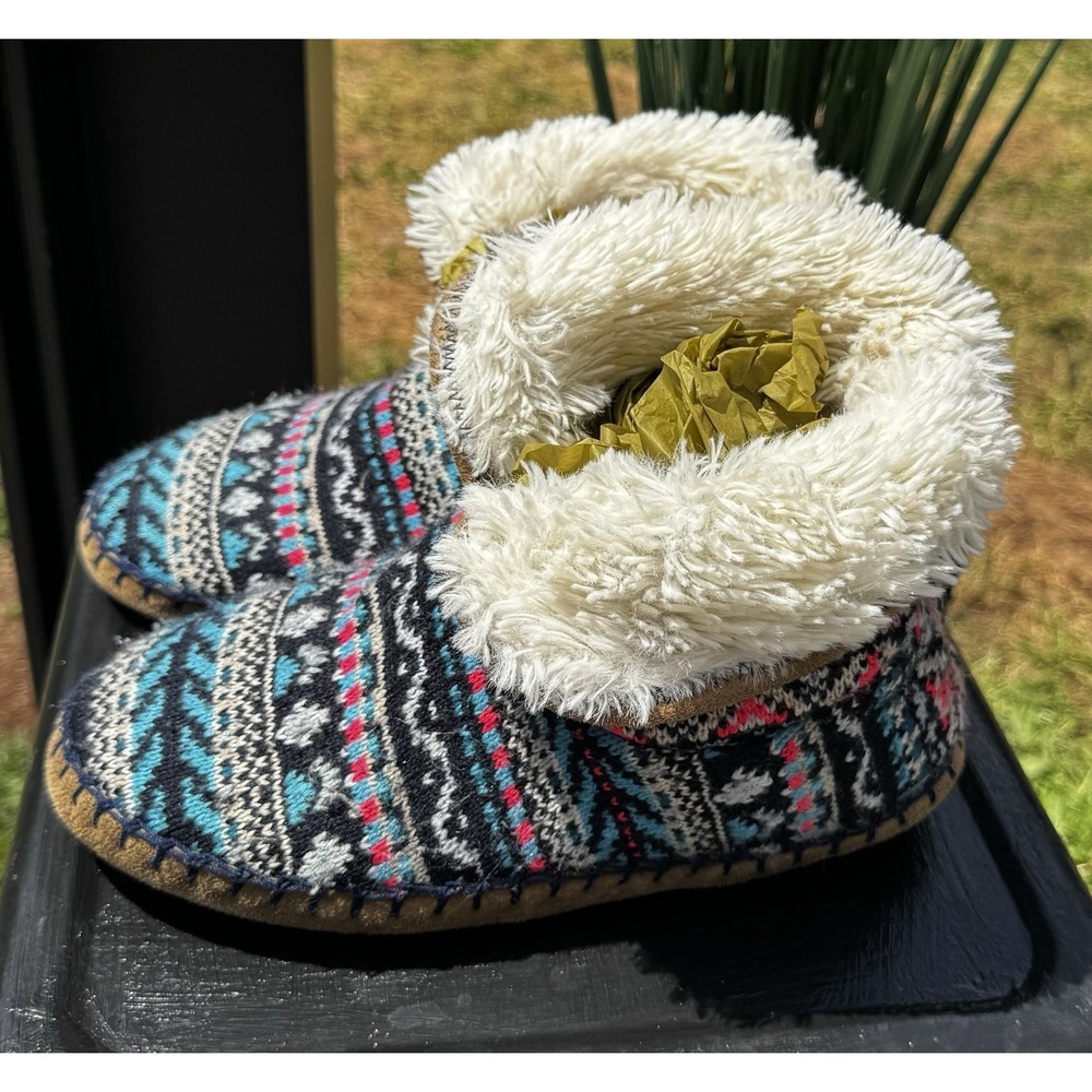 American Eagle Slipper Booties, House Shoes, Faux Fur Lined Cozy, Size 7-8 - Picture 2 of 7